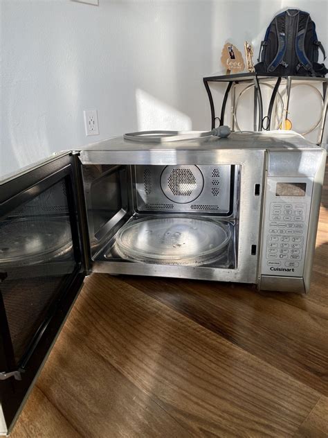 Cuisinart Microwave Ovenandgrill Model Cmw 200 Used 4 Months For Sale