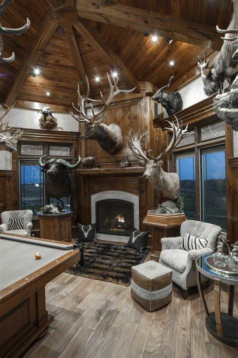 hunters trophy rooms  completely unbelievable artofit