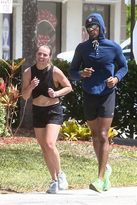 Hannah Brown Goes Jogging With Her Trainer During Self Quarantine In