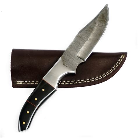 skinning knife hunting knife high carbon damascus steel blade battling blades