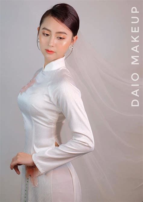 pin by lotus cover on áo dài trắng girls long dresses asian beauty