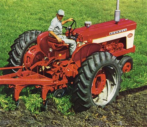 farmall  row crop tractor  photo  flickriver