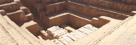 ancient egyptian mastabas give  history