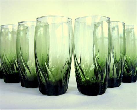 xmas sale vintage 1970s green drinking glasses by cedarrunvintage