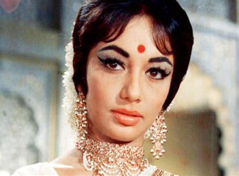 8 bollywood fashion trends from the 70s that made a comeback lifecrust