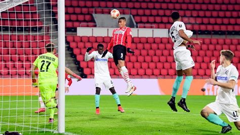 psv leads  halftime    good penalty az      czech republic teller report