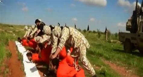 estado islámico difunde video de decapitación de 8 musulmanes