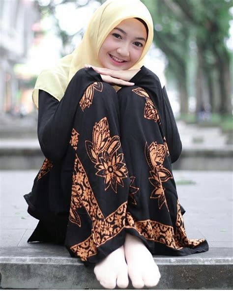 Hijabi Binal Jilboobfantasi Kaos Kaki Hijab Gambar