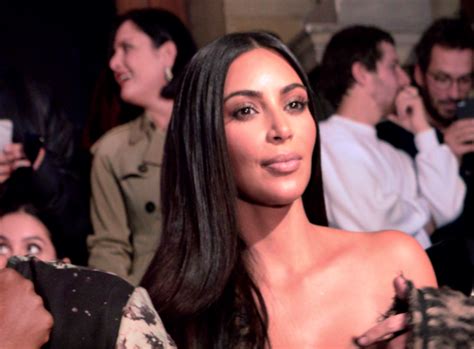 kim kardashian remains silent as celebrity friends respond to her being