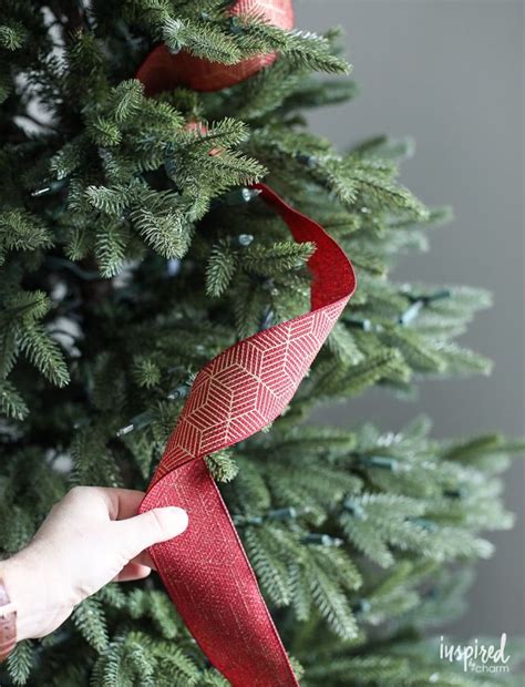 tips  tricks  beautiful christmas tree ribbon video christmas