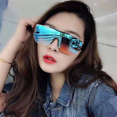 High Quality Sunglasses Women 2018 New Fashion Rectangle Style Sun