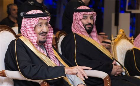 King Salman Receives Saudi Labor Ministry Private Sector