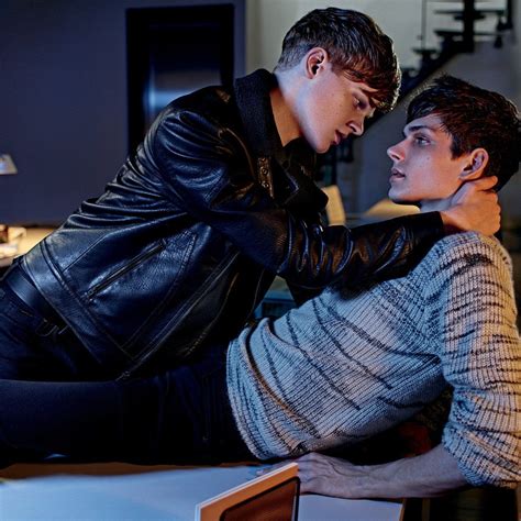Calvin Klein Lança Campanha De Sua Nova Coleção Com Casais Gays Lgbt