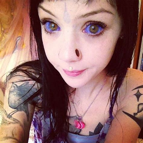 Gerelateerde Afbeelding Grace Neutral Neutral Eyes Girl Face Tattoo