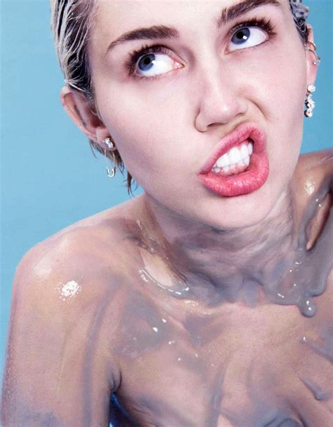 Miley Cyrus Nude Leaked Pics And Real Porn [2021 Update]
