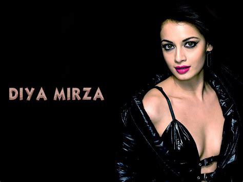 Diya Mirza Hot And Sexy Wallpapers Photos Mytopgallery Latest