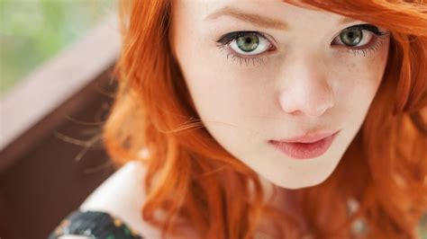 Redhead Women Model Face Green Eyes Wallpapers Hd Desktop And Mobile