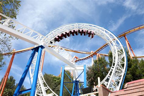 Samsung And Six Flags Debut The First Virtual Reality Coaster Powered