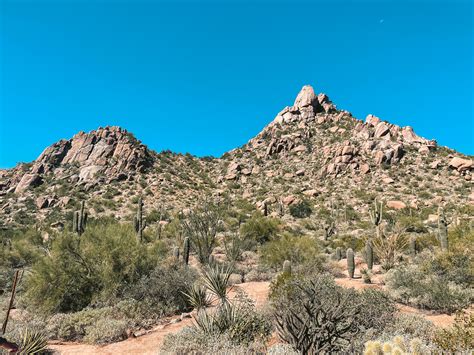 hiking pinnacle peak trail  scottsdale