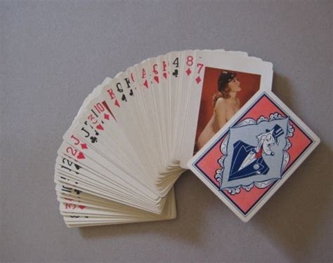 Vintage Novelties Mfg 1940s Pin Up Girl Playing Cards With