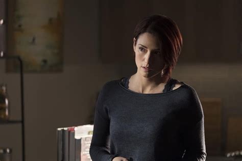 Supergirl Chyler Leigh On How Alex Will Deal With [spoiler]