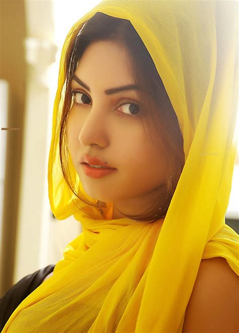 beautiful indian girl image pictures and hd wallpapers