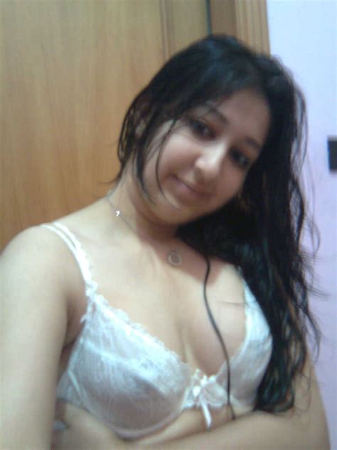 watch bahrain nude aunties porno in hd photo daily