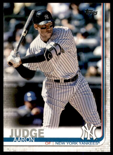 topps  aaron judge baseball card  york yankees