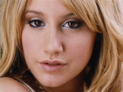 Ashley Tisdale Hot Pictures Photo Gallery And Wallpapers