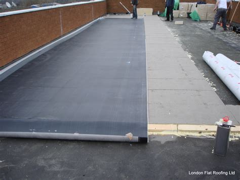 leaking felt roof   asphalt roof epdm rubber  liquid flat roofs