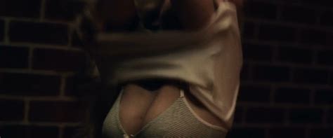 nude video celebs sara west sexy samara weaving nude bad girl 2016