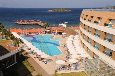 otel grand park bodrum  corendon exyelken hotel spa bodrum turtsiya  zvezd