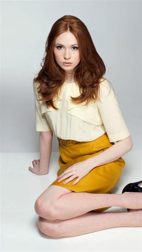 beautiful celebrities beautiful actresses karen gilan karen sheila