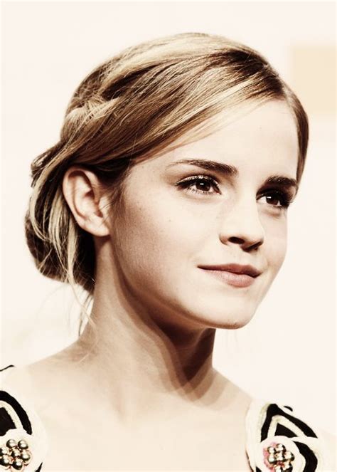 pinterest annnalong emma love emma watson beautiful logan lerman