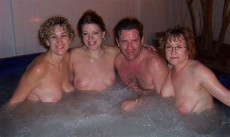 homemade hot tub couples sex