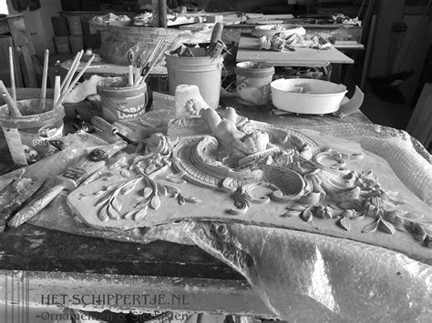 restauratie  de atelier van het schippertje ornamenten te harderwijk plaster molds moulding