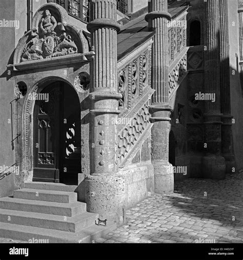 treppe  rathaus von nordlingen  res stock photography  images alamy