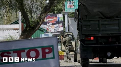 militants attack indian army base in kashmir killing 17 bbc news