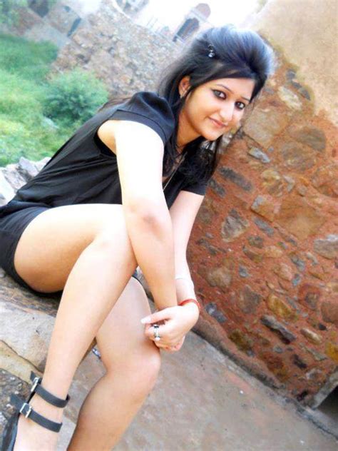 free cute indian college girls and pakistani girls and house wife