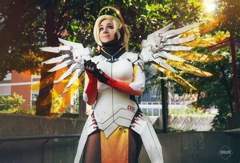10 Incredibly Awesome Overwatch Cosplays By Incredibly Talented