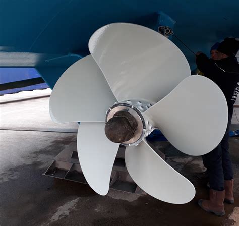 guidance note  propellers   composite materials marine