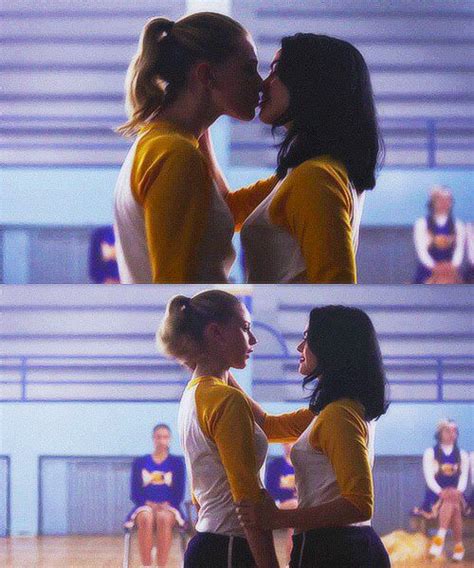 Veronica Lodge And Betty Cooper Beronica Riverdale Fotos