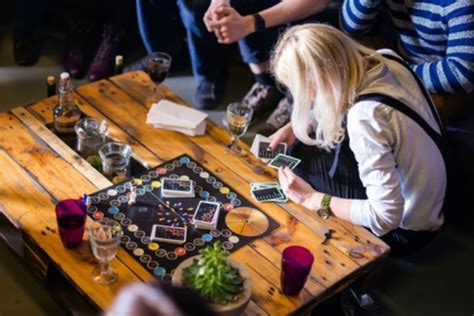 8 Great Board Games To Play With Your Teens And Tweens That
