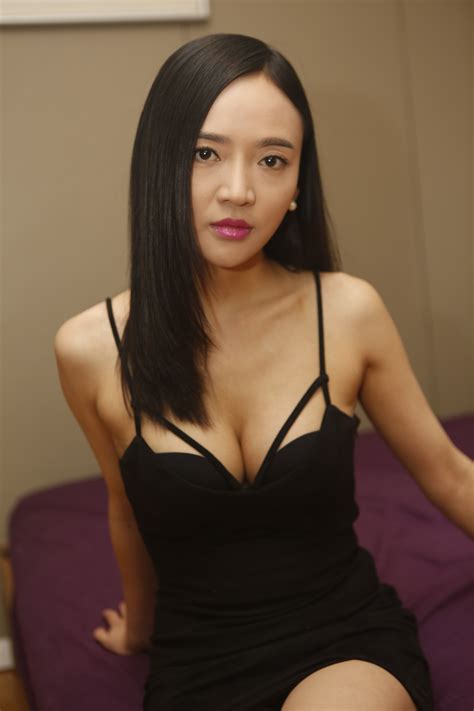 Chinese Slutty Escorts Posing Eo 1286 Porn Pic Eporner