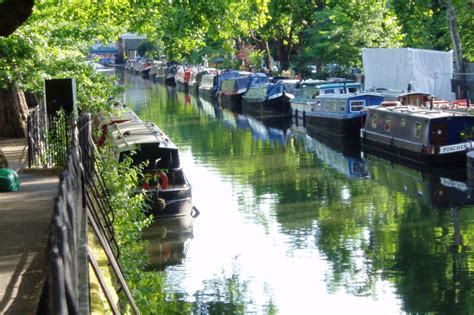 Beautiful Canal Side Flat On The Prettiest Street London
