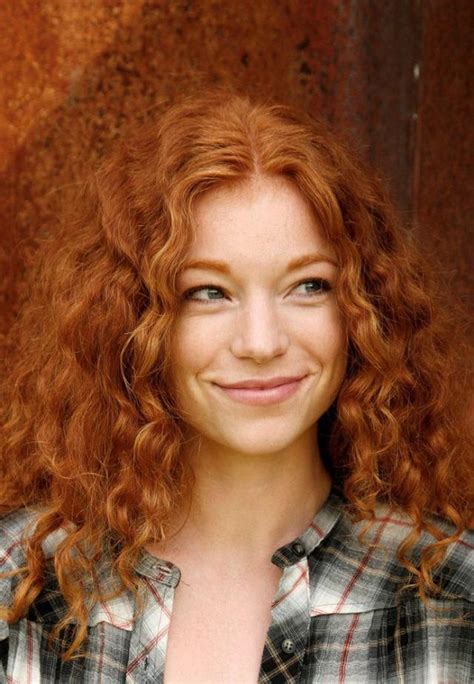 i know a redhead with curly hair and freckles named annie ign boards