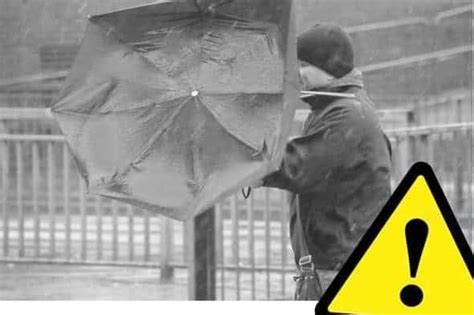 parts  northamptonshire included  met office weather warning  wind  storm agnes set