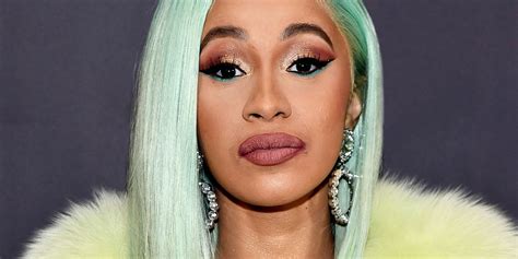 [updated] cardi b was arrested after turning herself in to the police for a strip club fight