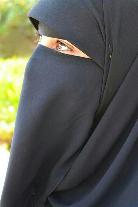 Pin By Niqablover On Elegant Niqab Beautiful Hijab Arab Girls Hijab