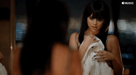Mature bisexual female